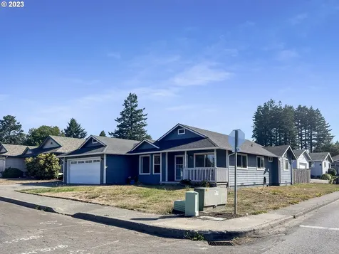 810 3rd Street Brookings OR 97415