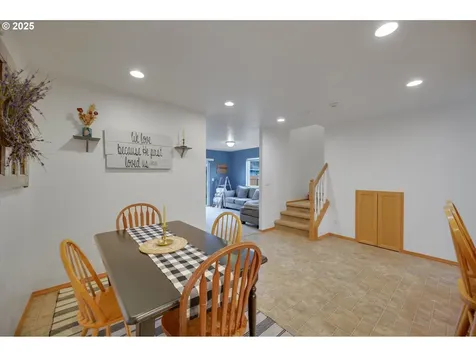 1622 SW Alexandria Street Mcminnville OR 97128