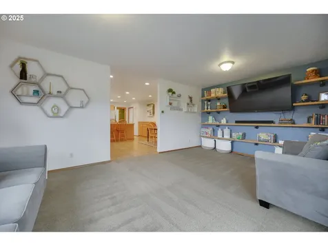 1622 SW Alexandria Street Mcminnville OR 97128
