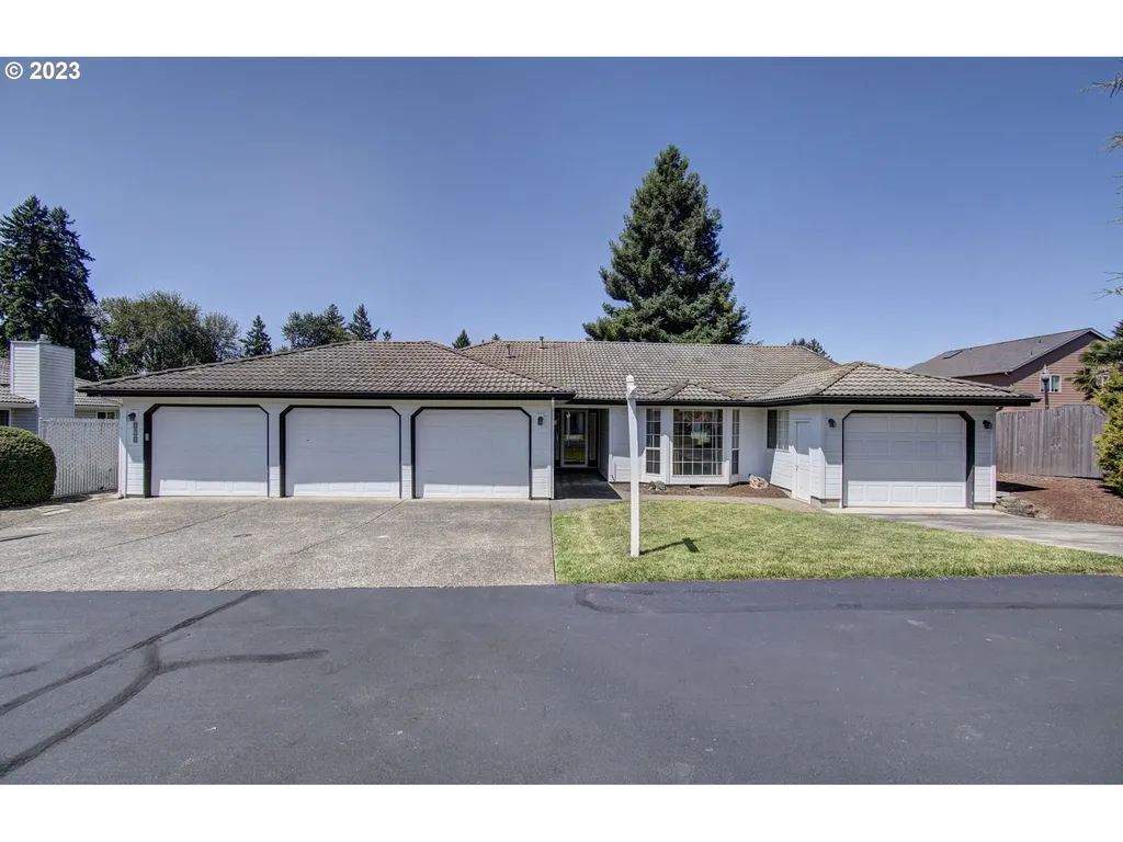 304 Nw 95th Circle Vancouver WA 98665