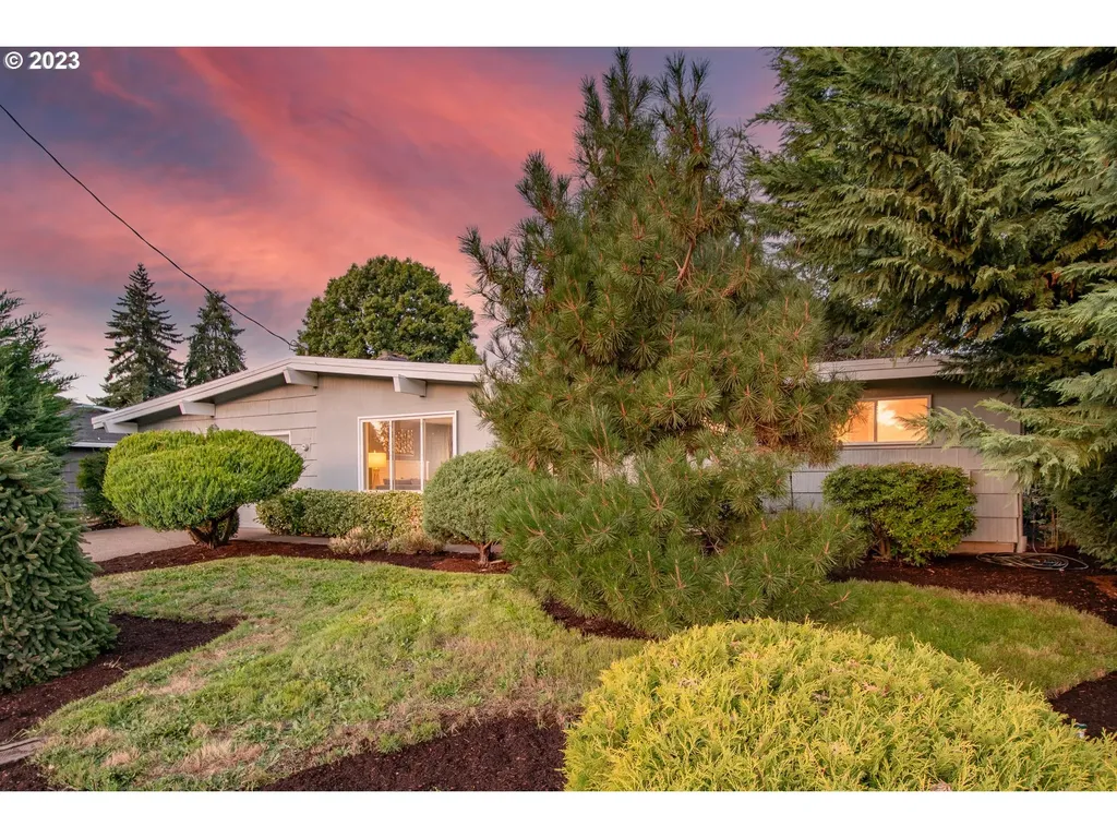 5056 Elizabeth Street N Keizer OR 97303