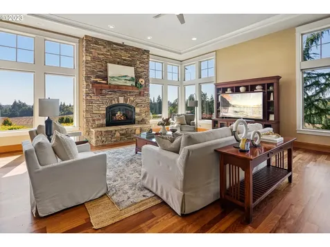 9929 Champoeg Road NE Aurora OR 97002