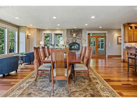9929 Champoeg Road NE Aurora OR 97002
