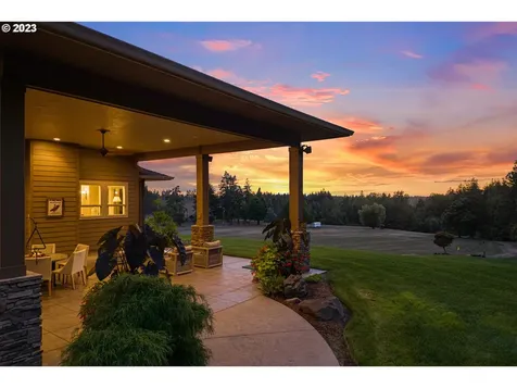 9929 Champoeg Road NE Aurora OR 97002