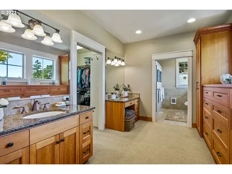 9929 Champoeg Road NE Aurora OR 97002