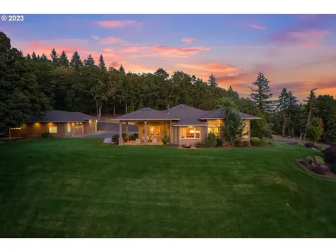 9929 Champoeg Road NE Aurora OR 97002
