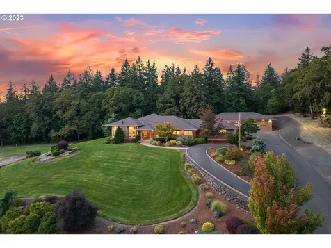 9929 Champoeg Road NE Aurora OR 97002