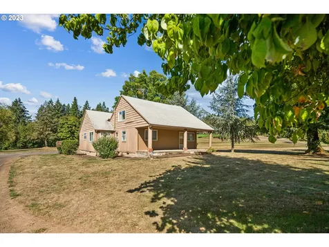 9929 Champoeg Road NE Aurora OR 97002