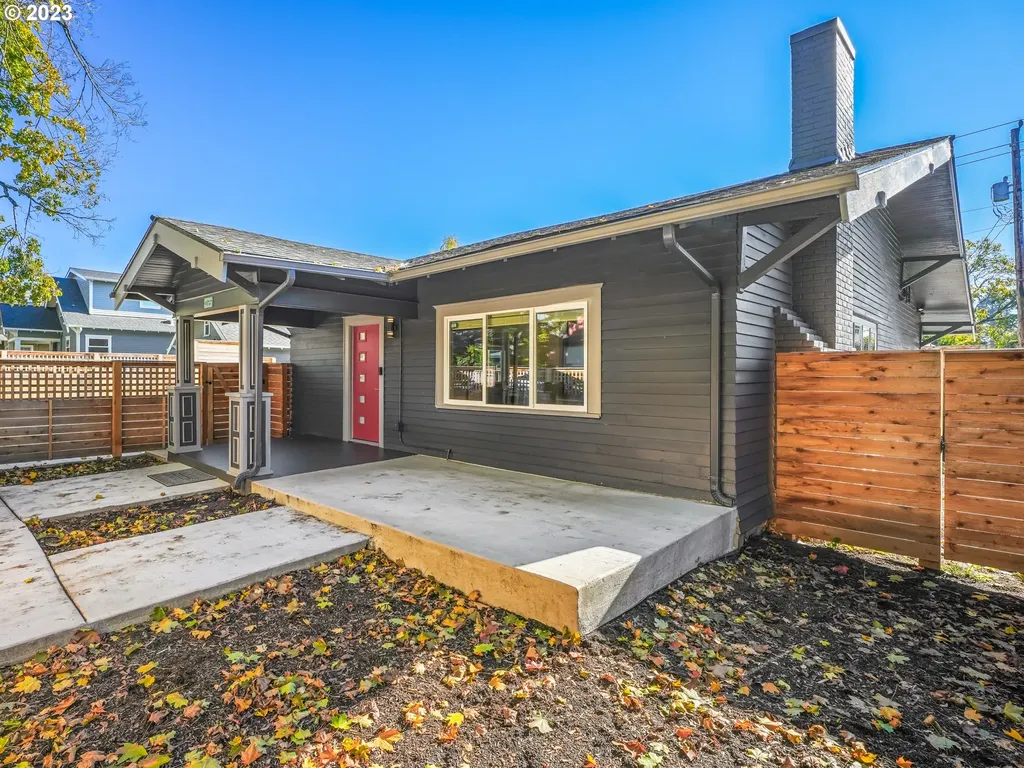 421 W 25th Street Vancouver WA 98660