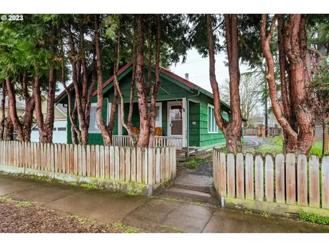 639 C Street Springfield OR 97477