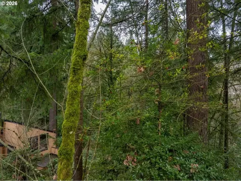 3014 SW Nottingham Drive Portland OR 97201