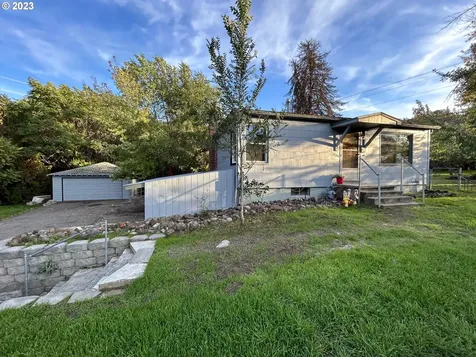 2500 Mount Hood Street The Dalles OR 97058