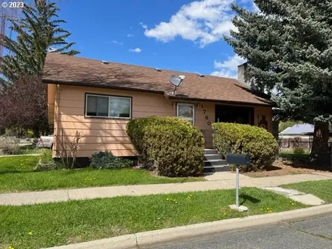 1760 Myrtle Street Baker City OR 97814