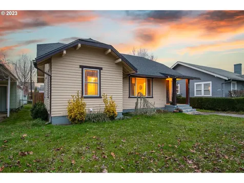2818 Field Street Longview WA 98632
