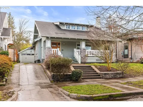 1844 SE 56th Avenue Portland OR 97215