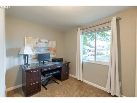 420 S Lincoln Street Newberg OR 97132