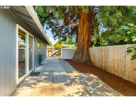 420 S Lincoln Street Newberg OR 97132