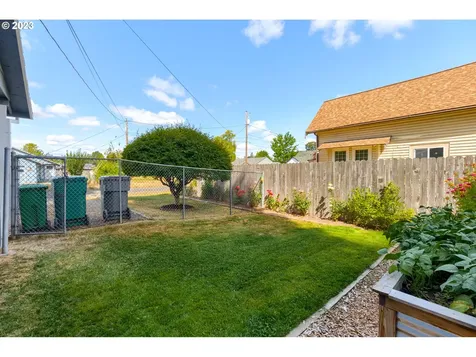 420 S Lincoln Street Newberg OR 97132