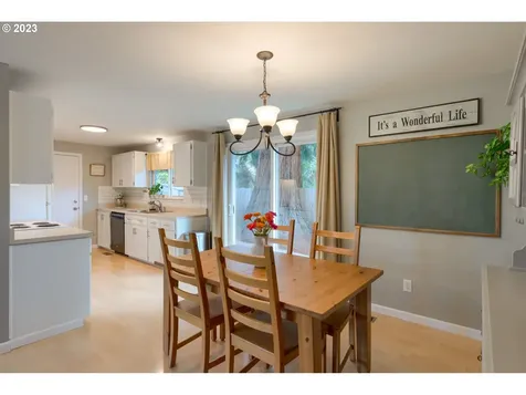 420 S Lincoln Street Newberg OR 97132
