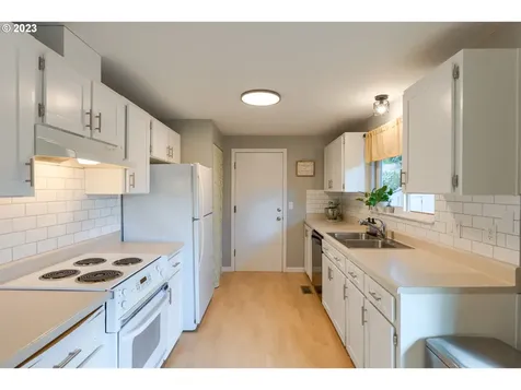 420 S Lincoln Street Newberg OR 97132