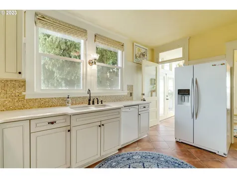 2605 Se 67th Avenue Portland OR 97206