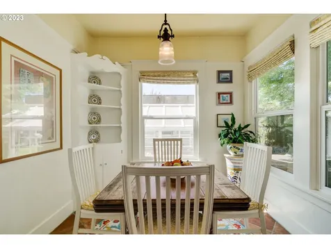 2605 Se 67th Avenue Portland OR 97206