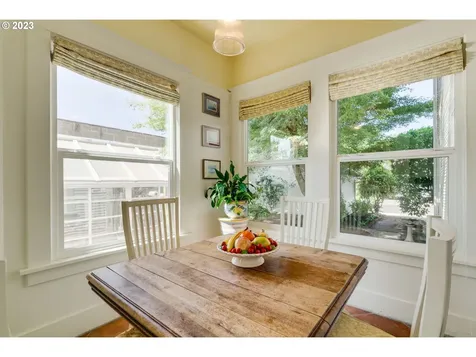 2605 Se 67th Avenue Portland OR 97206