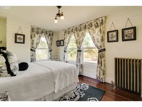 2605 Se 67th Avenue Portland OR 97206