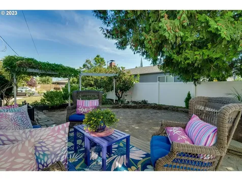 2605 Se 67th Avenue Portland OR 97206