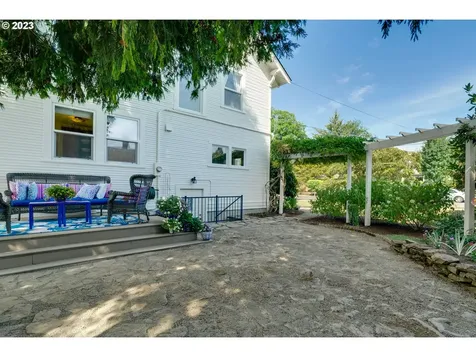 2605 Se 67th Avenue Portland OR 97206
