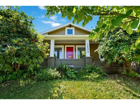 3206 Ne Dekum Street Portland OR 97211