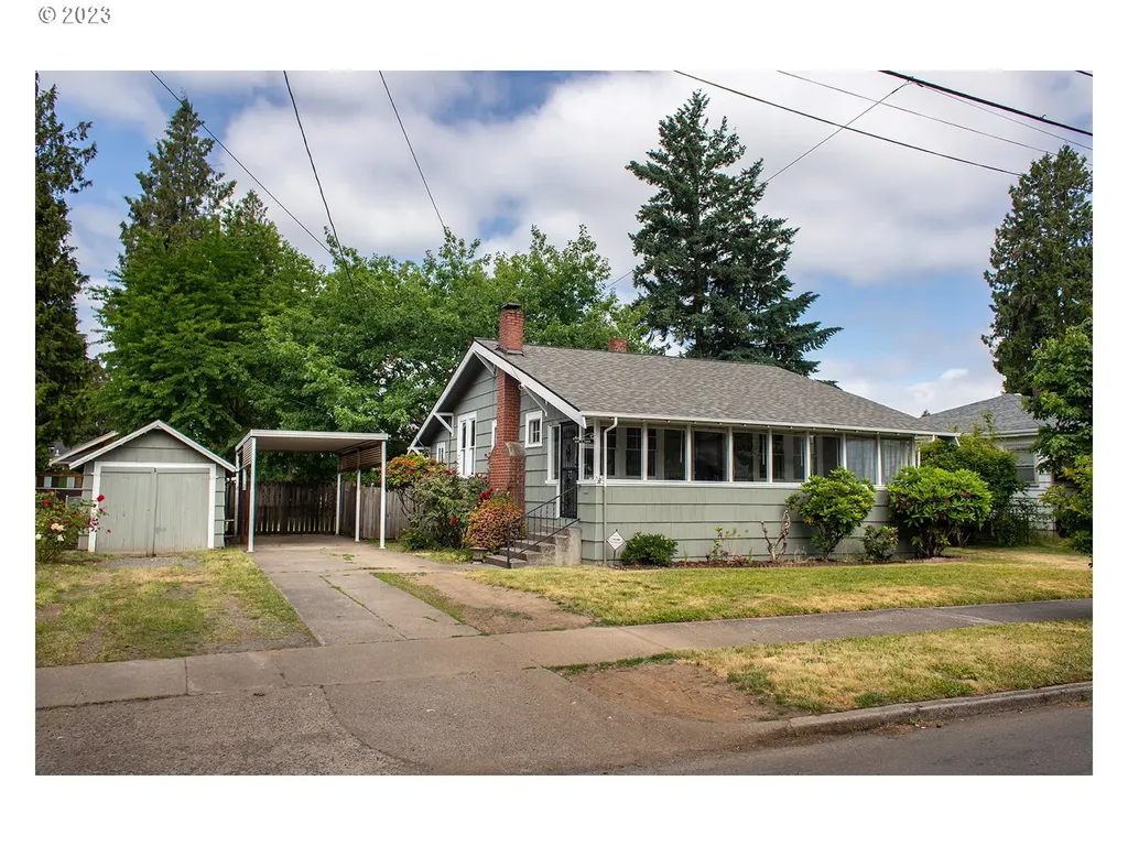 615 Ne 72nd Avenue Portland OR 97213