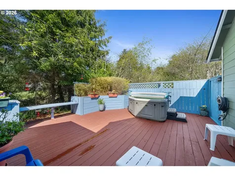 1215 N First Avenue Rockaway Beach OR 97136