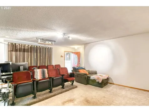 1382 Sw 39th Street Pendleton OR 97801