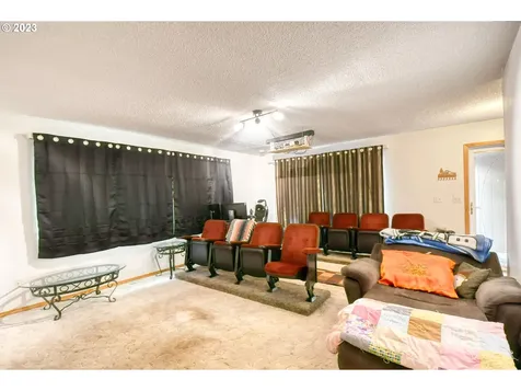 1382 Sw 39th Street Pendleton OR 97801
