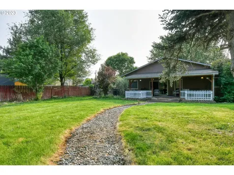 1382 Sw 39th Street Pendleton OR 97801