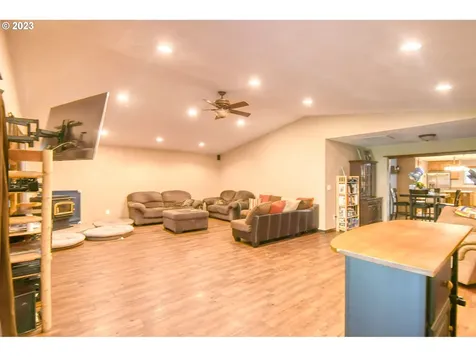 1382 Sw 39th Street Pendleton OR 97801