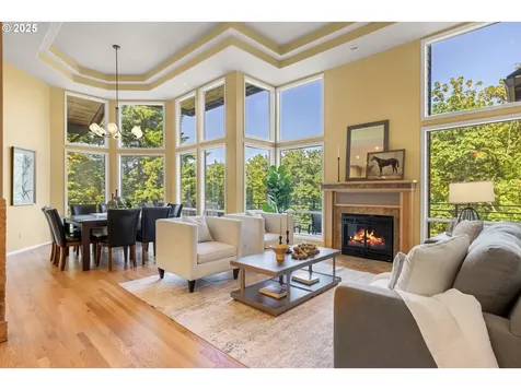 262 NW Royal Boulevard Portland OR 97210