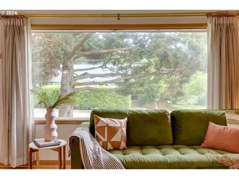 5435 Sw 50th Avenue Portland OR 97221