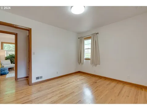 5435 Sw 50th Avenue Portland OR 97221