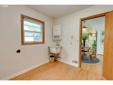 5435 Sw 50th Avenue Portland OR 97221