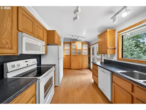 12040 SW 116th Avenue Tigard OR 97223