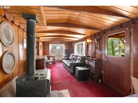 79102 N River Road Cottage Grove OR 97424