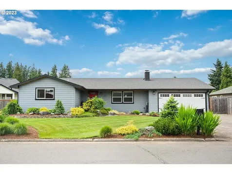 1195 Tierra Lynn Drive Woodburn OR 97071