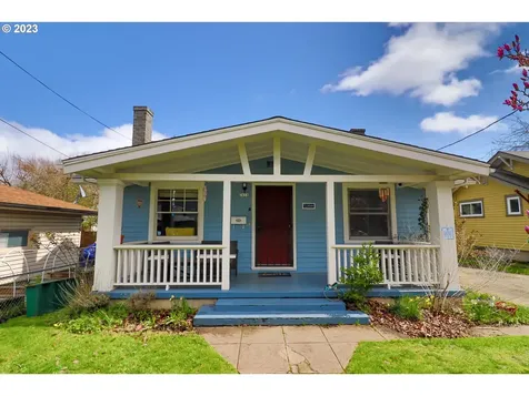 2618 Se 66th Avenue Portland OR 97206
