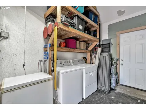 122 N Cole Avenue Molalla OR 97038