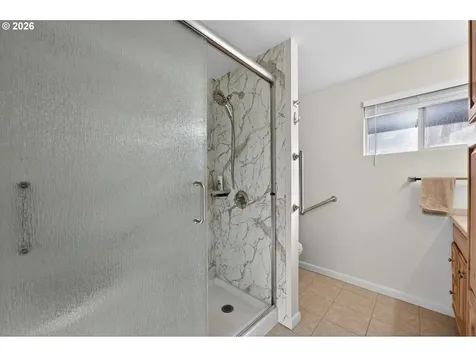 2412 SW Wickiup Avenue Redmond OR 97756