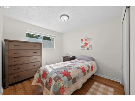 2412 SW Wickiup Avenue Redmond OR 97756