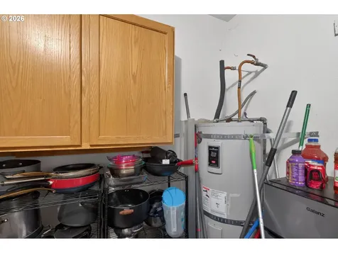 2412 SW Wickiup Avenue Redmond OR 97756