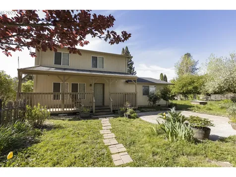 725 Se Cleveland Avenue Mcminnville OR 97128
